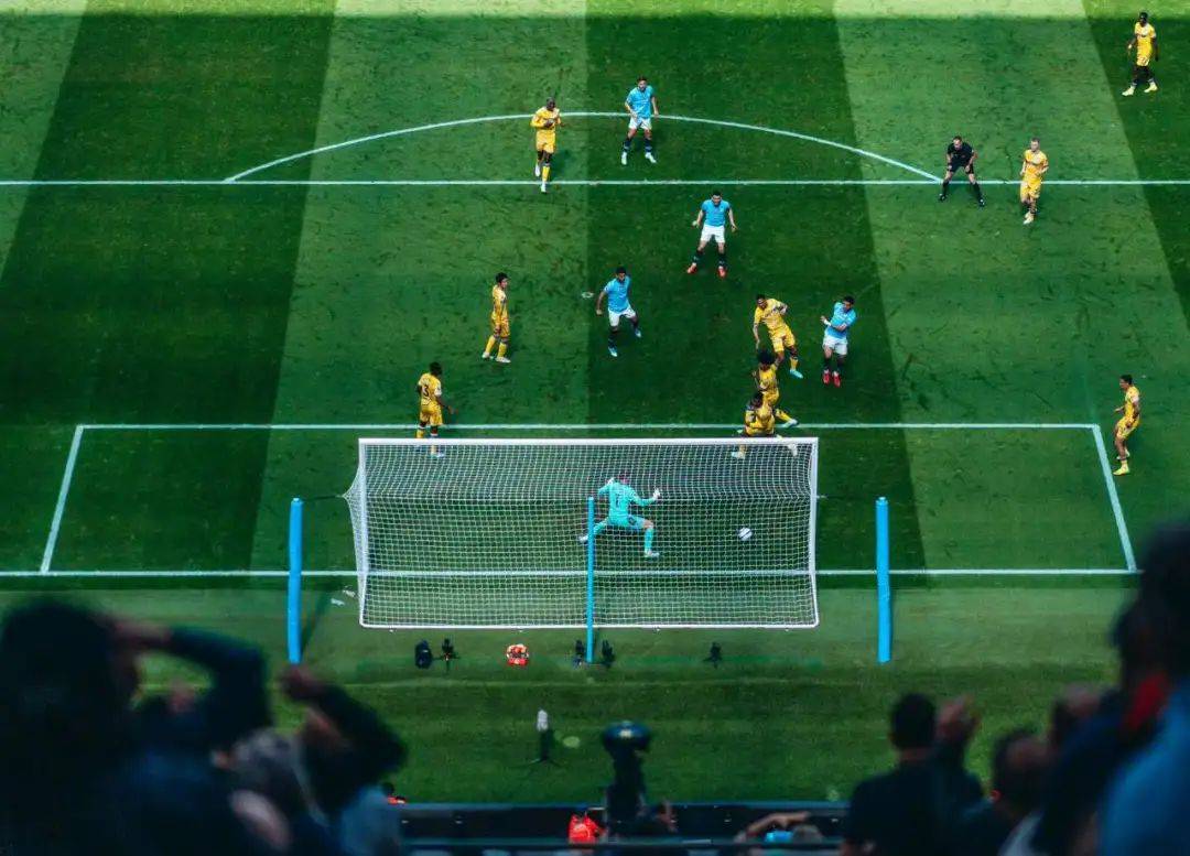 德布劳内连续三场比赛得分超过比分优势明显，巴塞罗那挑战极限！的简单介绍-九游